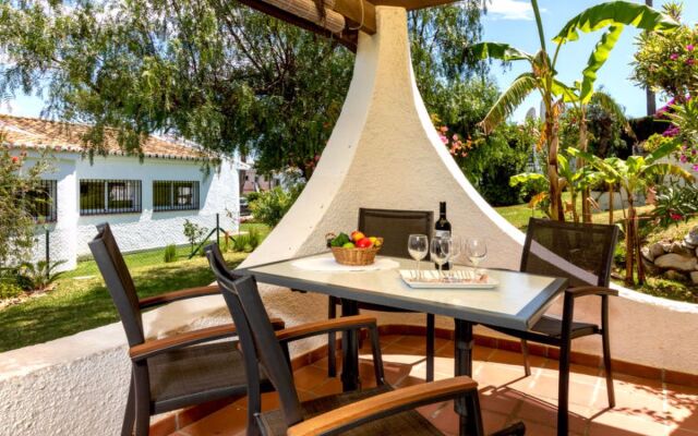 Las Buganvillas 14544