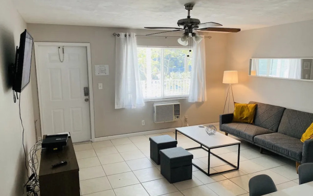 The Vic by Plenamar!