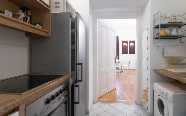 Central Garden Apartments