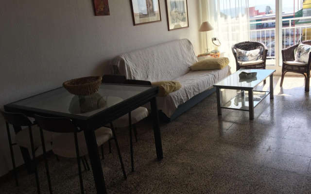 Oasis Close Barcelona Pool Tennis Beach