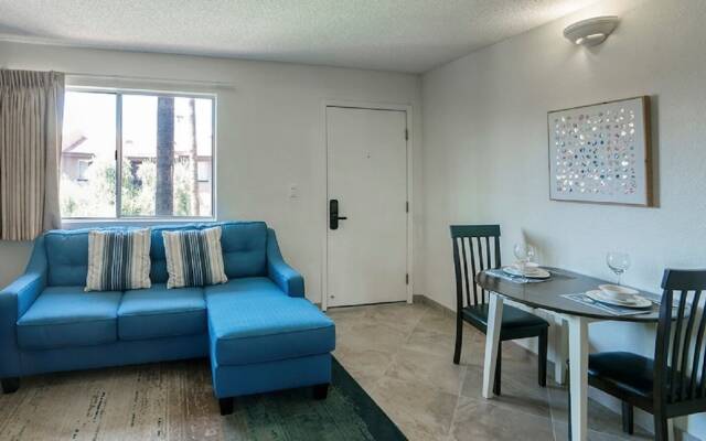 Park Suites at 102 - Free Golf
