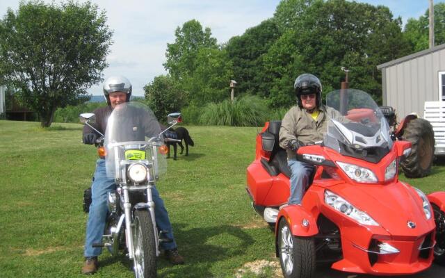 Wolf Creek Farm B&B and Motorcycle Manor at Wolf Creek Farm