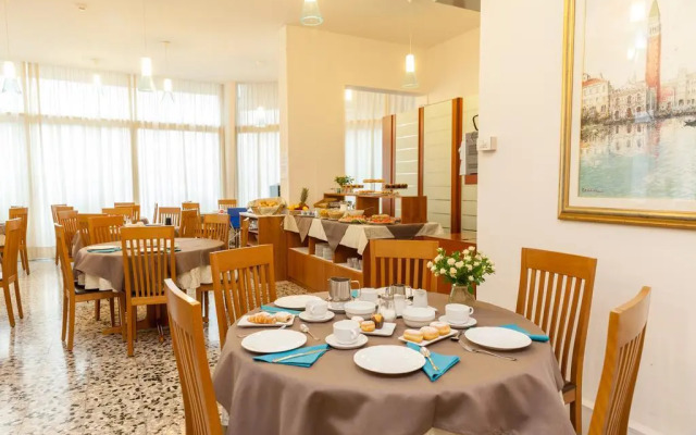 Hotel Colonna