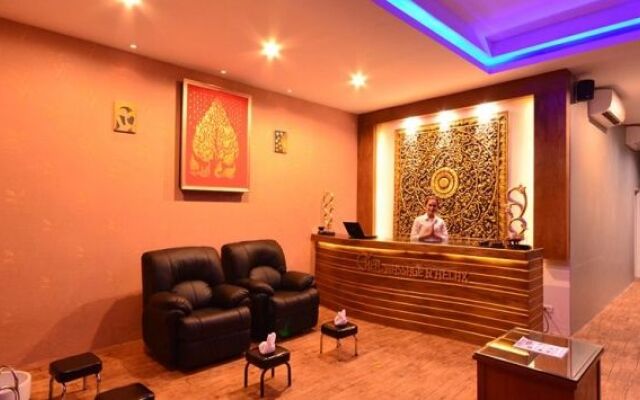 The Nice Condotel Bangtao Beach