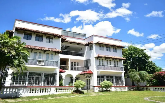 The Henry Suites MiraNila Quezon City