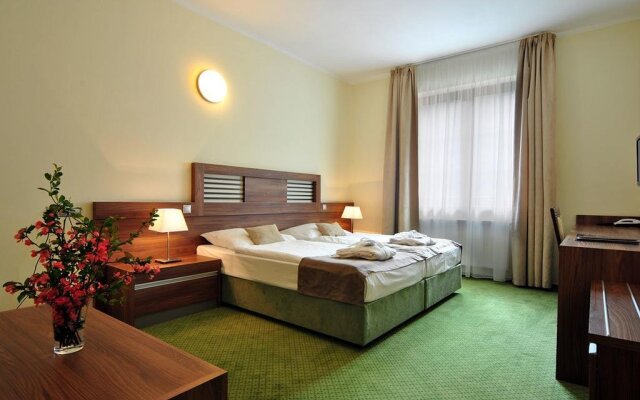 Pod Kycmolem Wellness Hotel