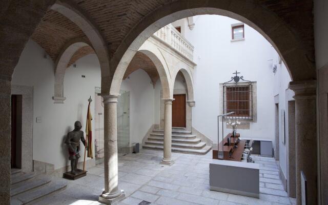 Parador de Cáceres Hotel