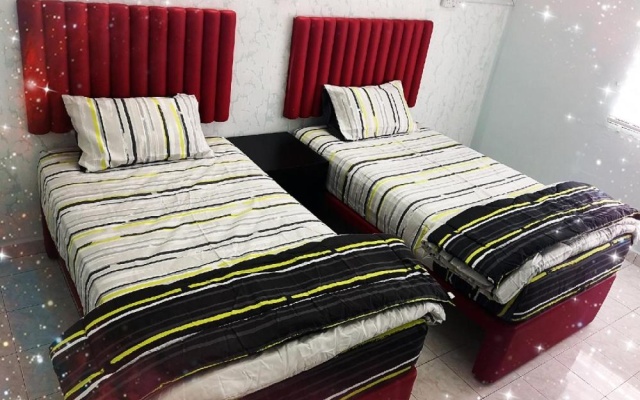 HP klebang t asek home shoplot 1st floor 6 pax wifi – Guest Rooms – Ipoh