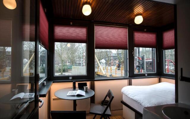 SWEETS - Theophile de Bockbrug