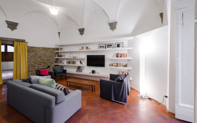 1200 Torre Donati Apartments by Mmega