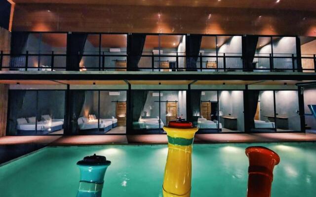Dojo Pool Villa