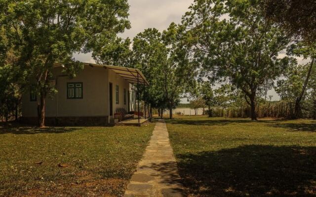 Shaka Bungalow