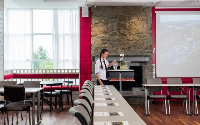 Dolmsundet Hotell Hitra