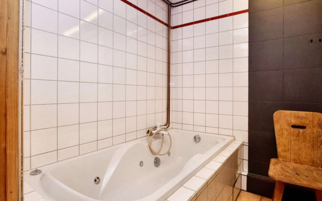 Lavish Holiday Home in Durbuy with Sauna