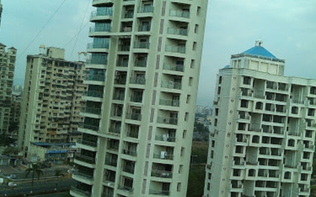 Astute Apartments - Yayati