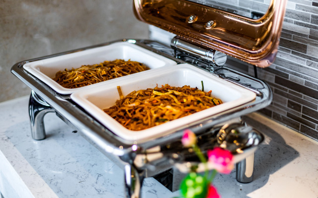 Lavande Hotel (Foshan West Railway Station Shishan)