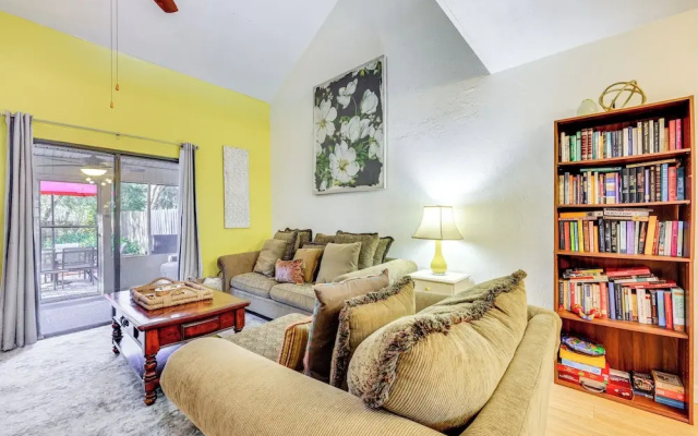 Walk to Beach: Gem w/ Fenced Yard in St Augustine