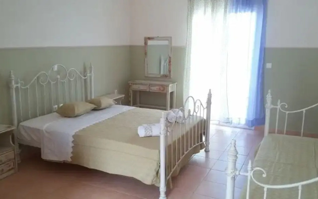 Elaias Gi Residence