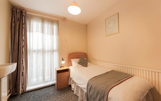 OYO Honeycroft Lodge