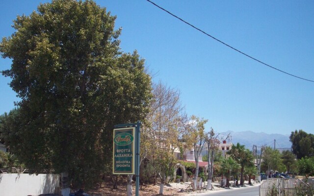 Posto Studio 5 Chania Crete 100 m From the Beach