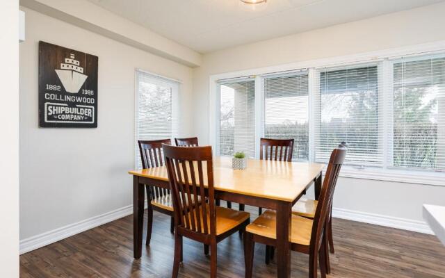 Wintergreen Retreat with Private Sauna & Patio 82291