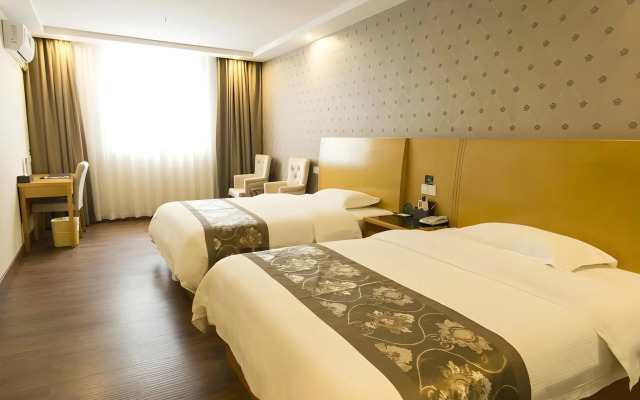 GreenTree Inn Zhuhai Light Rail Pearl Station Express Hotel