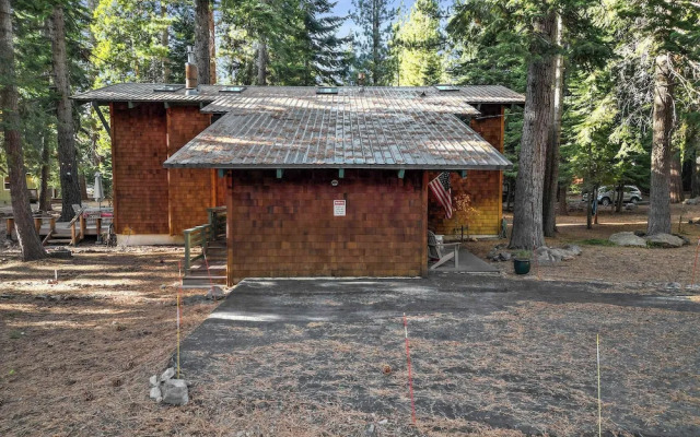 Sundance Foosball Table, Bbq, Near West Beach