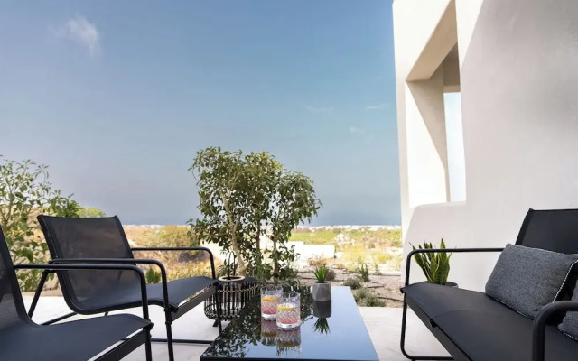 MAEVA Santorini Suites