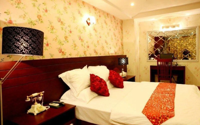 Hanoi Amore Hotel & Travel