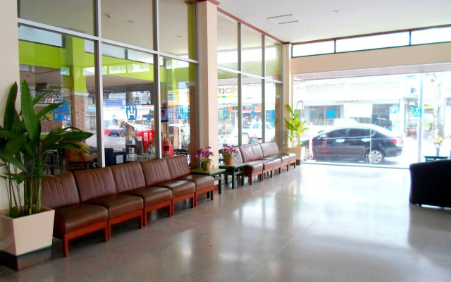 Tapee Hotel