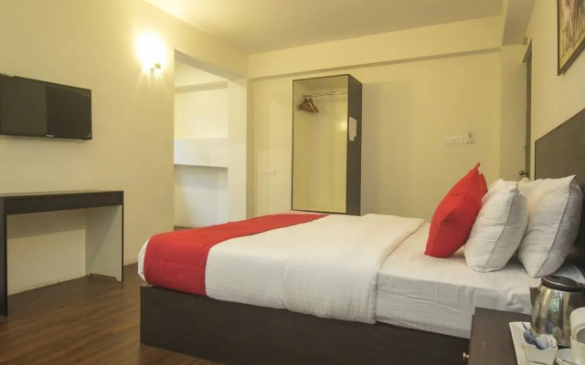 OYO 22038 Hotel Taktse Continental And Spa