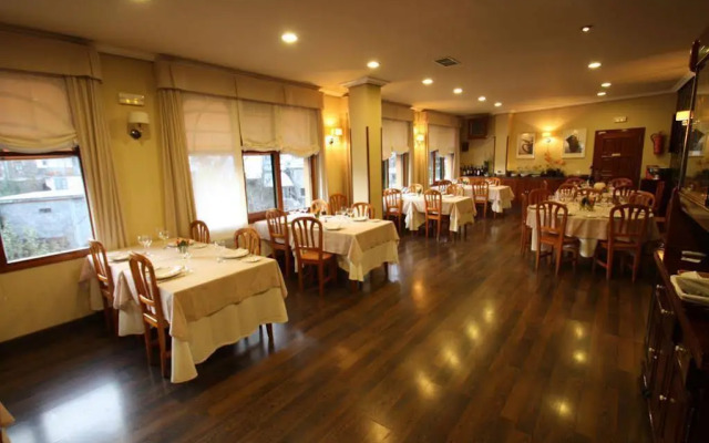 Hostal Restaurante Méndez "El Guardia"