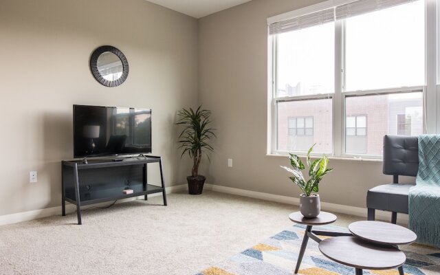 Urban Apartments with Parking Pool Balcony