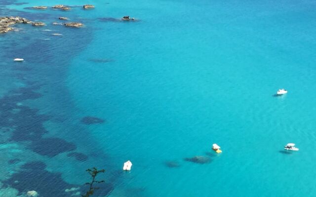 Midenza Seaside & Nature Retreat