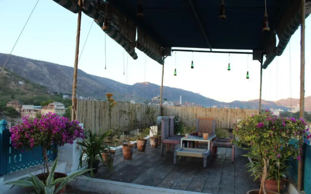 Joey's Hostel