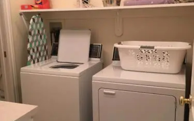 Sunset Peak - 3 Bed / 4 Bath Home