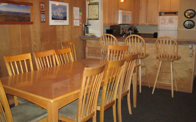 Chateau Sans Nom by Mammoth Reservation Bureau