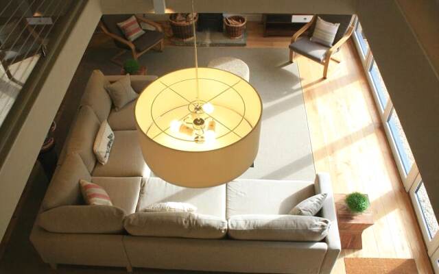 Cobnut Barn, Bourton On The Water