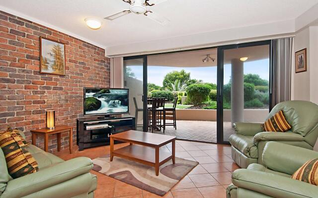 Windward Passage Holiday Apartments