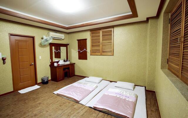Galleria Hotel