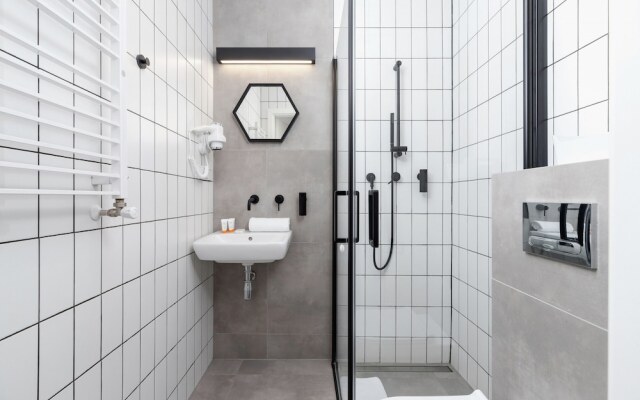 Miodowa Studio Cracow by Renters
