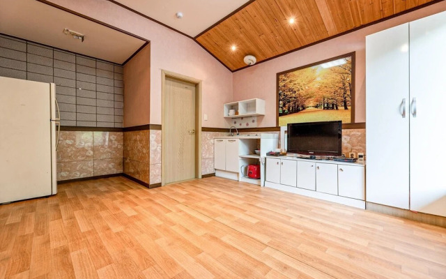 Gapyeong Calbongsan Pension