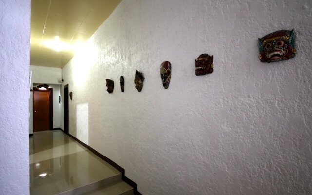 Dee GuestHouse