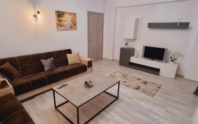 Art Apartment 2