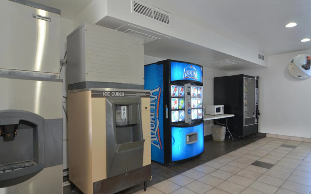 Motel 6 Indio, CA - Palm Springs