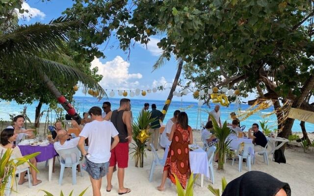 VIVA Beach & Spa MALDIVES