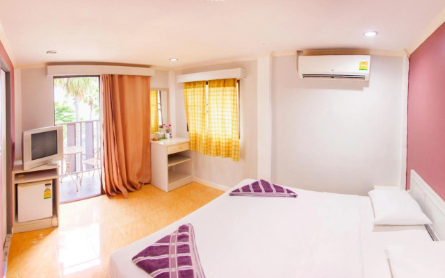 G.I Lodge – Guest Rooms – Pattaya