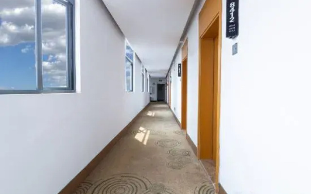 Baolong Fashion Business Hotel