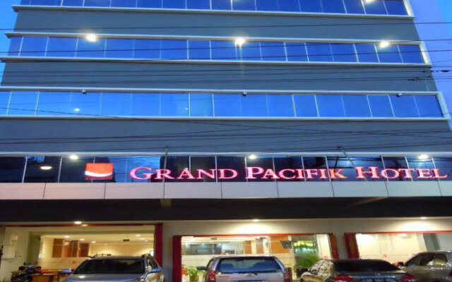 OYO 308 Grand Pacifik Hotel