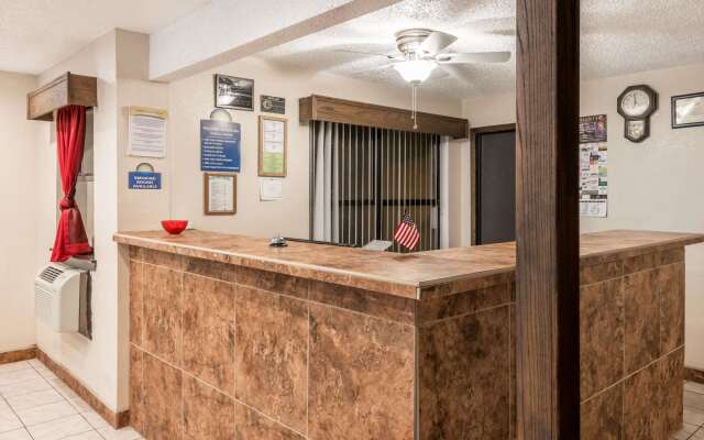 Days Inn by Wyndham Russell